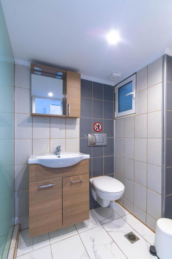 New Renovated 1B Apartment Close To Historic Center Athen Eksteriør bilde